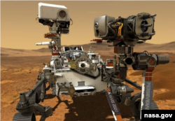 مریخ‌نورد پشتکار، با دوربینهایی که همراه دارد تصاویری ارزشمند از مریخ می‌فرستند