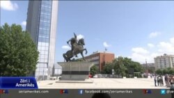 Reagime të shumta mbi rritjen e pagave të zyrtarëve shtetërorë në Kosovë