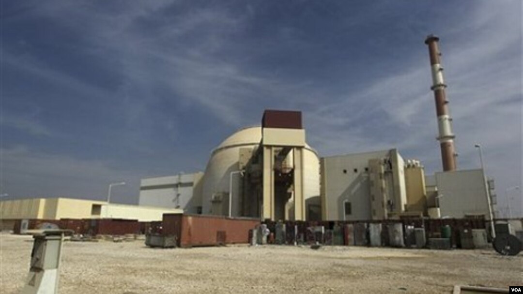 Gempa kuat melanda Iran dekat reaktor nuklir Bushehr, menewaskan sedikitnya 30 orang. Operasi PLTN Bushehr dilaporkan tidak terpengaruh oleh gempa (foto: dok). 