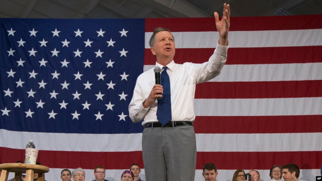 Kandidat calon presiden AS, Gubernur Ohio John Kasich, dalam kampanye di Syracuse, New York (16/4). (AP/John Minchillo)