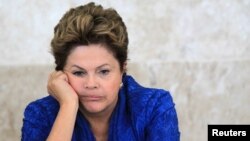 A pesar de la posición conciliadora de la presidenta brasileña Dilma Rousseff, los manifestantes no están satisfechos con sus propuestas.