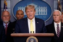 도널드 트럼프 미국 대통령이 9일 백악관에서 신종 코로나바이러스 확산 대응 기자회견을 했다.