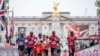Eliud Kipchoge et autres athlètes lors du marathon de Londres, Angleterre, le 4 octobre 2020.