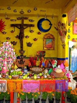 Altar of the dead at the “Tepoznieves” store in Tepoztlán, Morelos, Mexico, taken Nov. 8, 2014 by María José Felgueres Planells