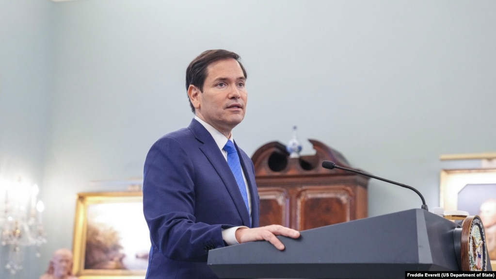 美国国务卿卢比奥2025年7月1日在国务院举行的印太四国会议开始时发言。