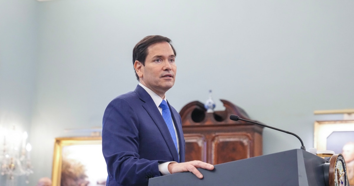 【美国之声--中共国想以牺牲美国的利益为代价来获利】2025年8月12日国务卿卢比奥：

1. 中共国想以牺牲美国的利益为代价来获利；
2. 要减少对中共国的依赖，就要拿回美国曾让中共国拿走的企业，自...