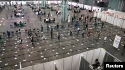 Un centro de vacunación contra COVID-19 abrió el martes 6 de marzo de 2021 en el Centro de Convenciones Jacob K. Javits en la ciudad de Nueva York.