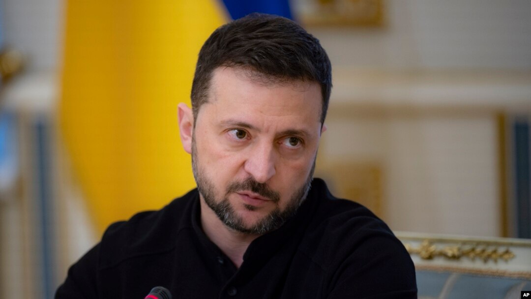 Според украинскиот претседател, Володимир Зеленски, борбените сили на Украина ги имале први вооружени судири со севернокорејските сили распоредени од Русија на линијата на фронтот
