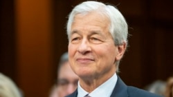 CEO de JPMorgan, Jamie Dimon, dice que "es hora de contraatacar" en materia de regulación