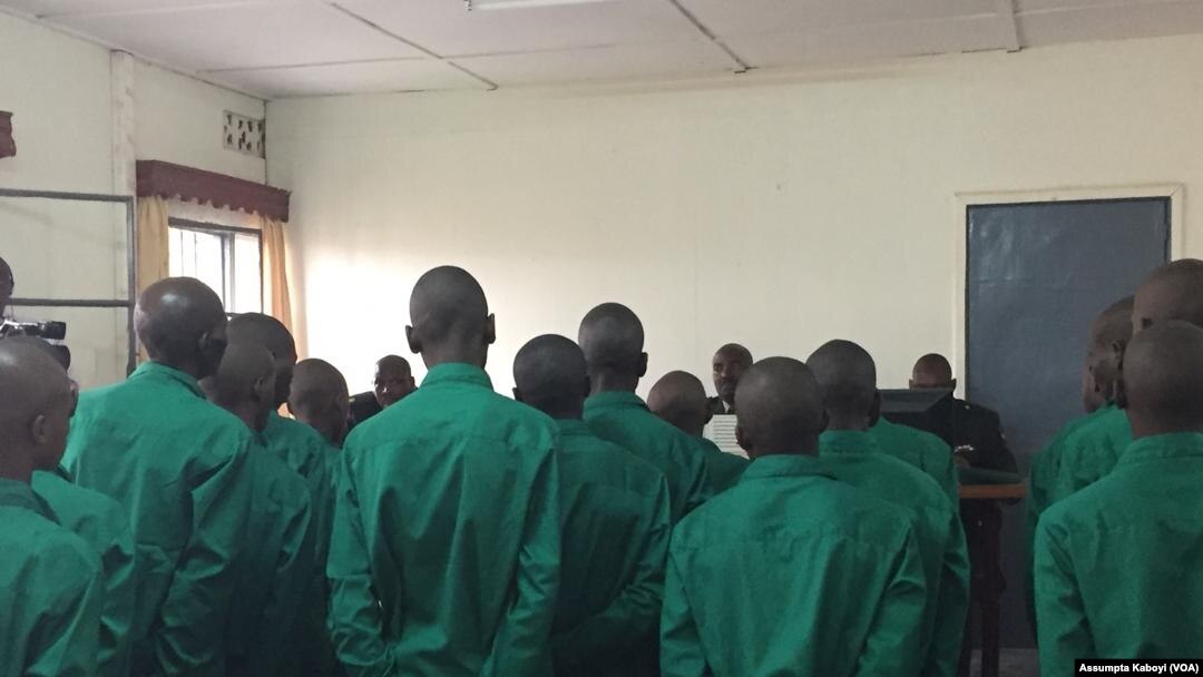  Abo ni abakekwa kuba abarwanyi b'umutwe wa RNC bari imbere y'urukiko rwa gisirikari mu Rwanda 