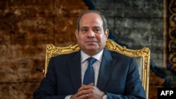 Rais wa Misri Abdel Fattah al-Sisi akutana na Kansela wa Ujerumani Angela Merkel mjini Cairo tarehe 18 Oktoba 2023.
