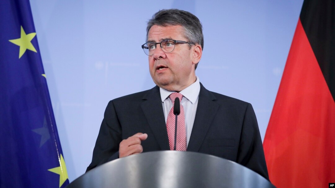 Bộ trưởng Ngoại giao Đức Sigmar Gabriel phát biểu trong một cuộc họp báo ở Berlin, Đức ngày 20/7/2017. 