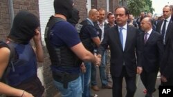 François Hollande à Saint-Etienne-du-Rouvray en Normandie, France, le 26 juillet 2016.