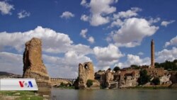 وێنەگر و ڕۆژنامەوانێکی دیار لە شاری دیاربەکر