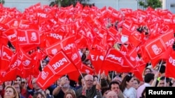 Supporters of Spain's Socialist Party attend an electoral campaign closing rally in Valencia, April 26, 2019.