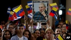 El mandatario venezolano Nicolás Maduro, transmitió su solidaridad al pueblo cubano y pidió preservar el legado emancipador de Fidel Castro.