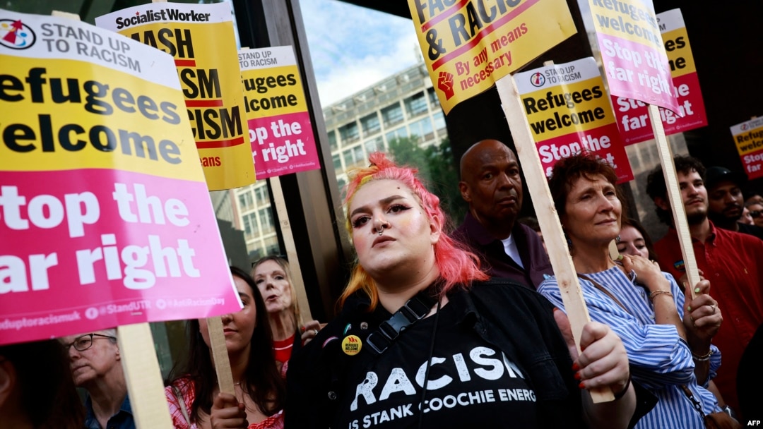Anti Racism Protest Hundreds Of Anti Racism Protesters Have Amassed