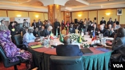 Konferensi keamanan yang dihadiri para Menlu tujuh negara di Algiers, 16 Maret 2010.