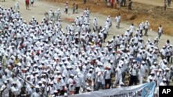 Pro-government demonstration in Luanda.