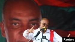 FILE PHOTO: Angola opposition party UNITA holds final rally