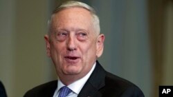 Menhan AS Jim Mattis dalam konferensi pers di Pentagon (30/11).