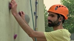 Heights Hold No Fear for Blind Pakistani Rock Climber