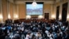 Penayangan video Serangan 6 Januari di Gedung Capitol Amerika Serikat pada sidang dengar pendapat Komite Terpilih DPR AS di Gedung Kongres Amerika Serikat, di Capitol Hill, Washington, AS, 9 Juni 2022. ( Jabin Botsford/Pool via REUTERS)