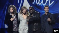 Jenifer Lopez dhe Steven Tyler do të jenë në jurinë e "American Idol"