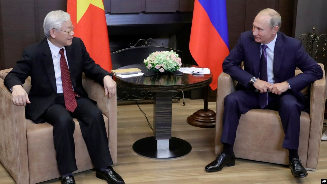 Ông Putin từng đến thăm Việt Nam nhiều lần