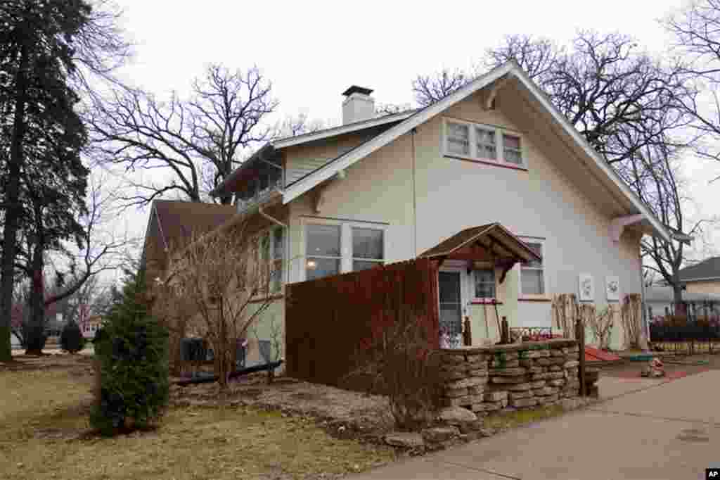 汤姆在这栋房子里住了15年。