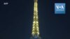 Coronavirus: la tour Eiffel rend hommage au personnel soignant