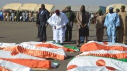 Hommage national aux 71 soldats tués dans une attaque terroriste