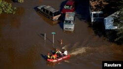 Las labores de rescate continuarán este martes cuando se prevé que al menos otros tres ríos alcancen niveles récord.