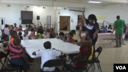 芝加哥市中心的夏令營教育孩子如何避開暴力和欺凌