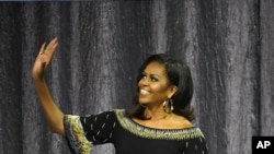 Bà Michelle Obama.