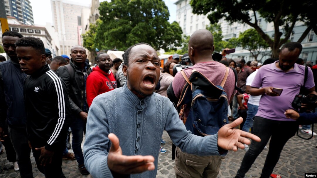 Impunzi z'abanyafrika ku biro vya HCR basaba HCR kubimurira mu bindi bihugu bitekanye