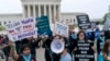 Врховниот суд најави истрага за протечениот документ за можна забрана на абортусот