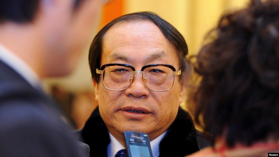 Mantan Menteri Perkeretaapian China, Liu Zhijun didakwa atas kasus suap dan penyalahgunaan wewenang, Rabu (10/4). 