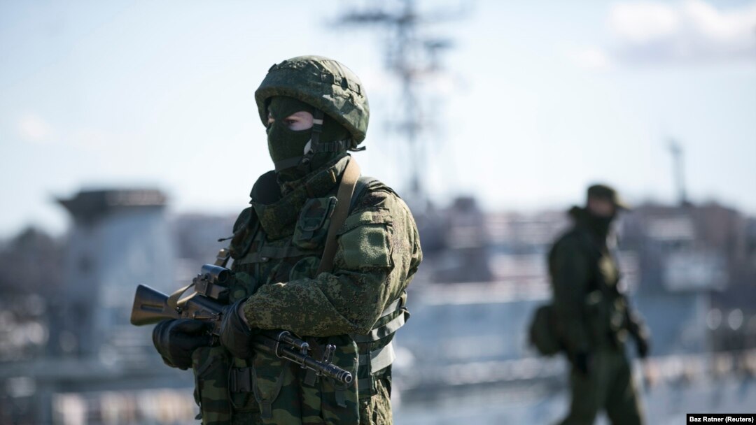 Tentara Rusia di pelabuhan Sevastopol, Krimea, Ukraina. (Foto: Dok)