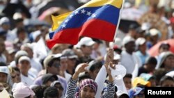 Estados Unidos felicita al pueblo ecuatoriano por el 206 aniversario de independencia el 10 de agosto. 