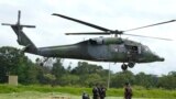 یک هلیکوپتر نظامی کولمبیا (تصویر از آرشیف صدای امریکا)