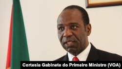 Carlos Agostinho do Rosário, Primeiro Ministro de Moçambique, reconheceu a ilegalidade da dívida. 