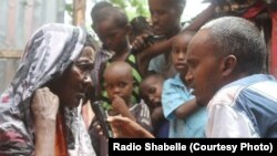 Somali Radio Shabelle stringer, Abdi Aziz Mohamed Ali (Haji), right, was gunned down by two men armed with pistols as he was on his way to home in Mogadishu’s Yaqshid district, relatives confirmed to Radio Shabelle, Sept. 27, 2016. 