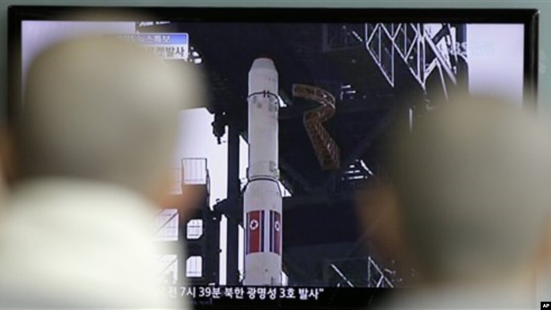 Meskipun peluncuran roket yang lalu gagal, Pyongyang bertekad akan terus berusaha meluncurkan roket untuk menempatkan satelitnya di orbit (foto: dok).