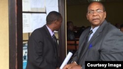 Jean Baptiste Mugimba (iburyo) na Jean Claude Iyamuremye