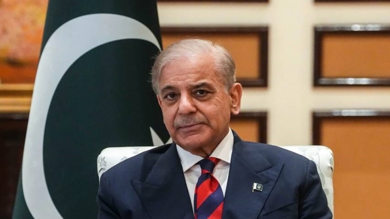 سفر نخست‌وزیر پاکستان به عربستان، قطر و ترکیه برای پیش‌برد مذاکرات اسلام‌آباد