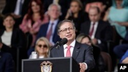 El presidente de Colombia, Gustavo Petro, habla durante una ceremonia en la Academia de Policía en Bogotá, Colombia, el martes 20 de junio de 2023.