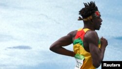 Le Ghanéen Alex Amankwah participe aux 800 mètres hommes lors des JO de Rio de Janeiro, Brésil, le 12 août 2016.