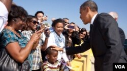 El presidente Obama recorre el país promoviendo su plan para impulsar la creación de empleo.