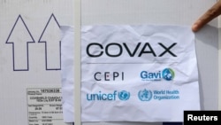 Varios países de América Latina se están beneficiando del programa internacional COVAX para asegurar una distribución equitativa de la vacuna en todo el mundo.